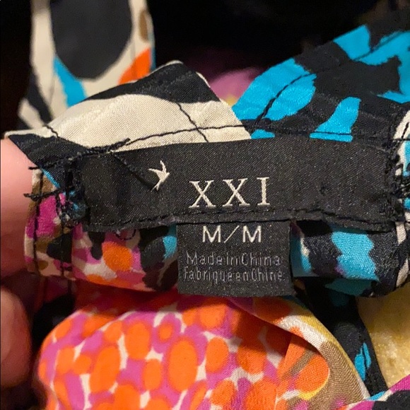 Romper - Picture 2 of 2